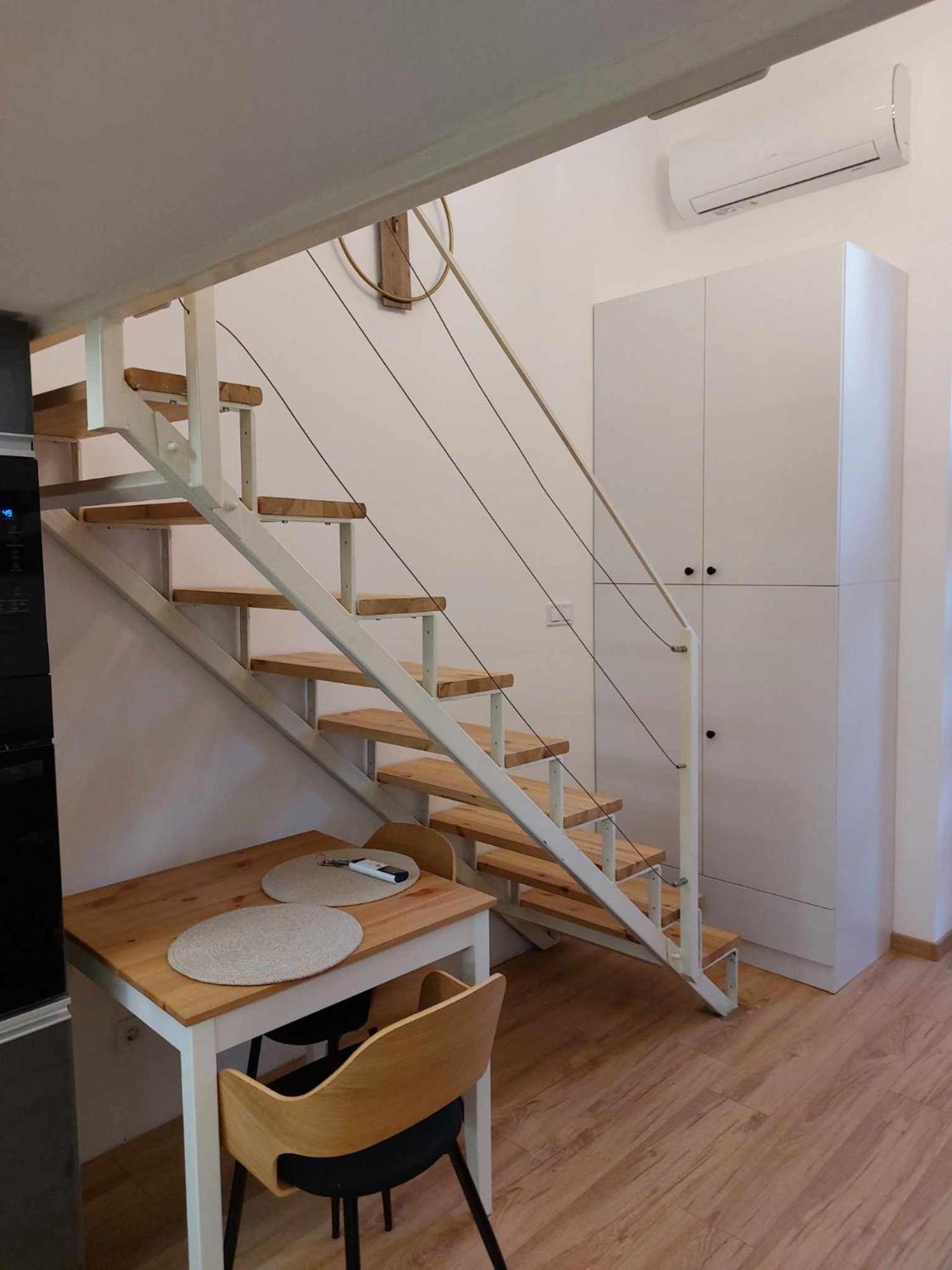 Julia Apartment *